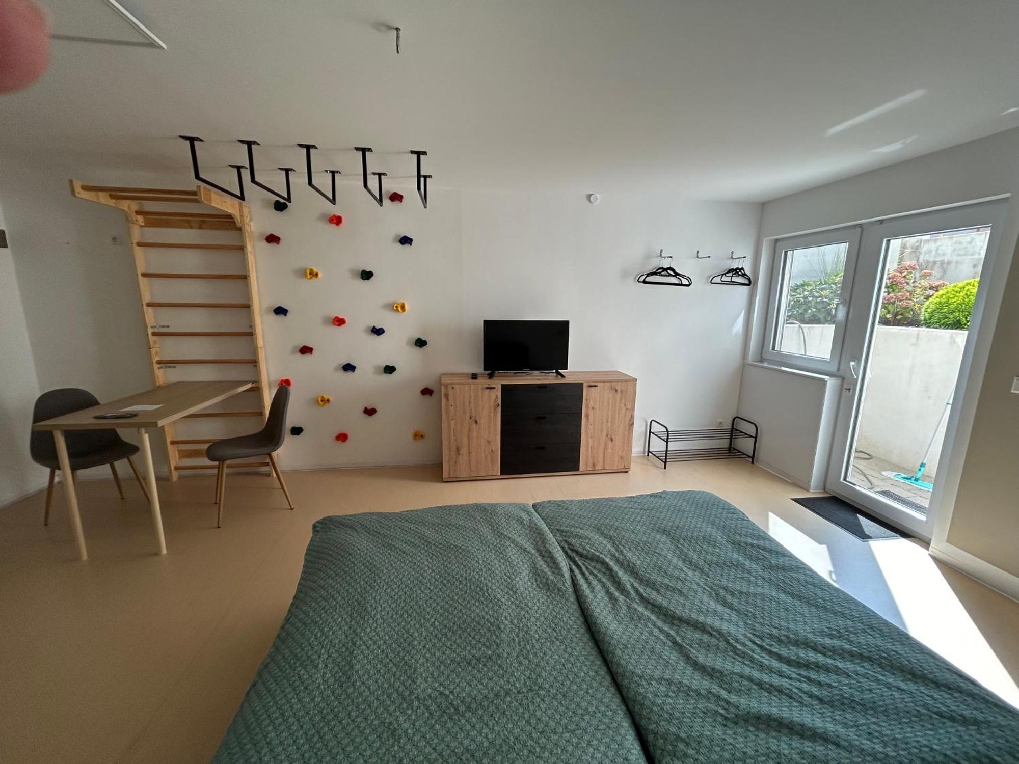 Apartment Inspirierendes Sport-motto-zimmer In Naehe Lidl Audi *
